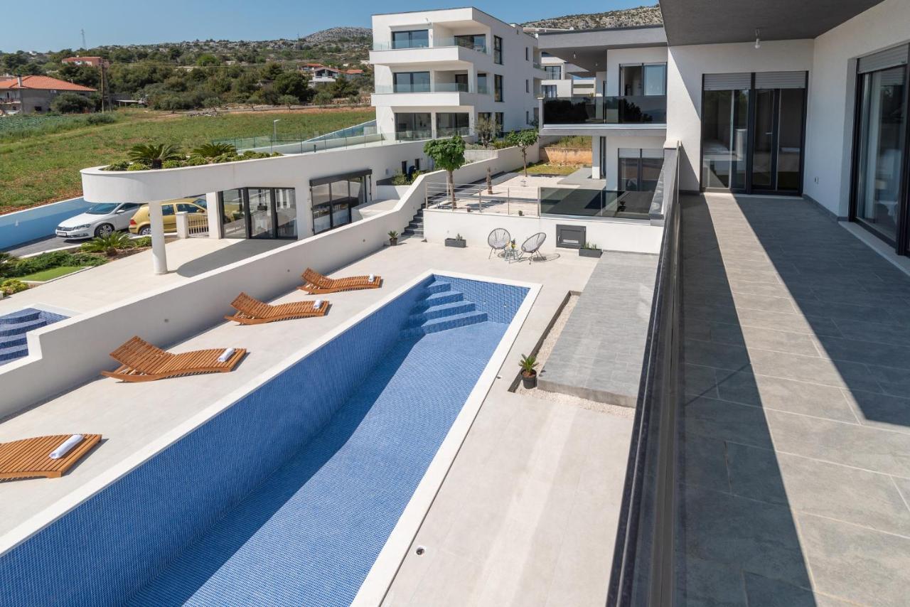 Villa Helena Τρογκίρ Εξωτερικό φωτογραφία